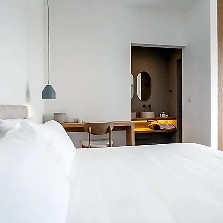 Hotel Amarelo