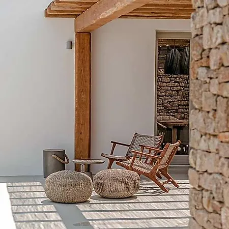 Amarelo * Mykonos Town