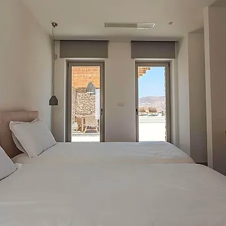Hotel Amarelo