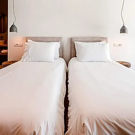 Hotel Amarelo 4*