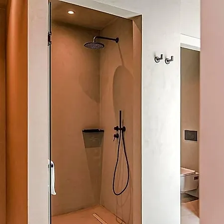 Amarelo Hotel 4*
